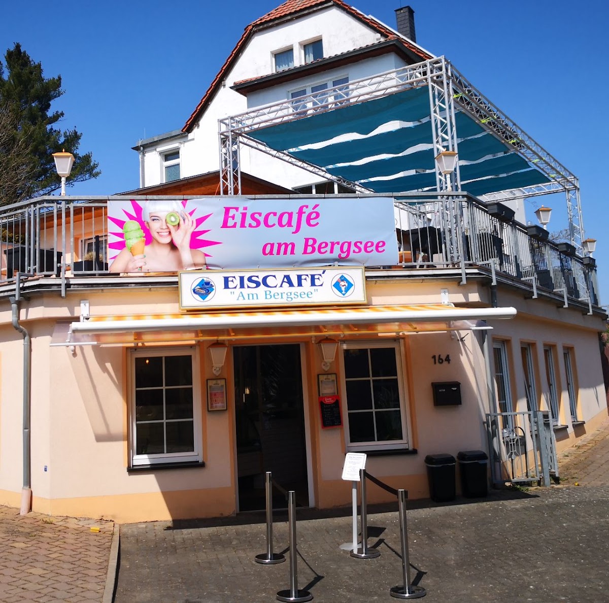 Eismanufaktur 'Am Bergsee' Güntersberge