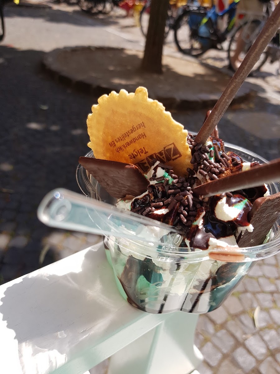 Eiscafé Zanella Photo 7