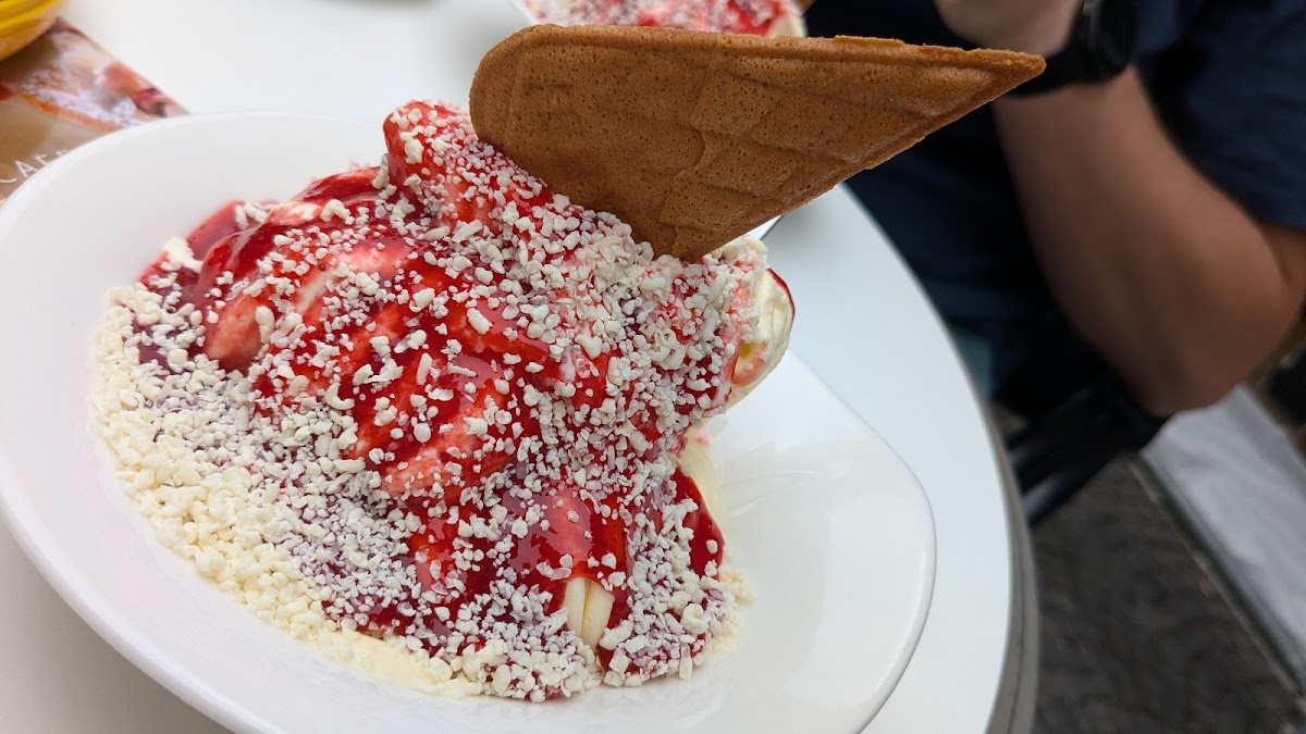 Eiscafé Zanella Photo 8