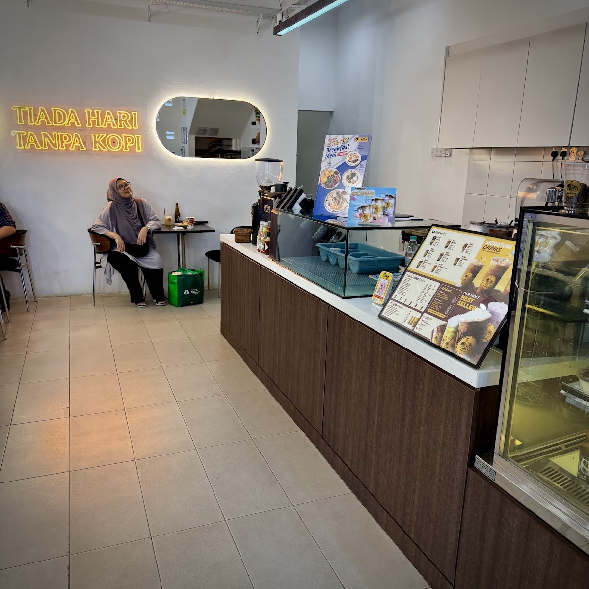 Kopi Saigon Gong Badak Photo 3