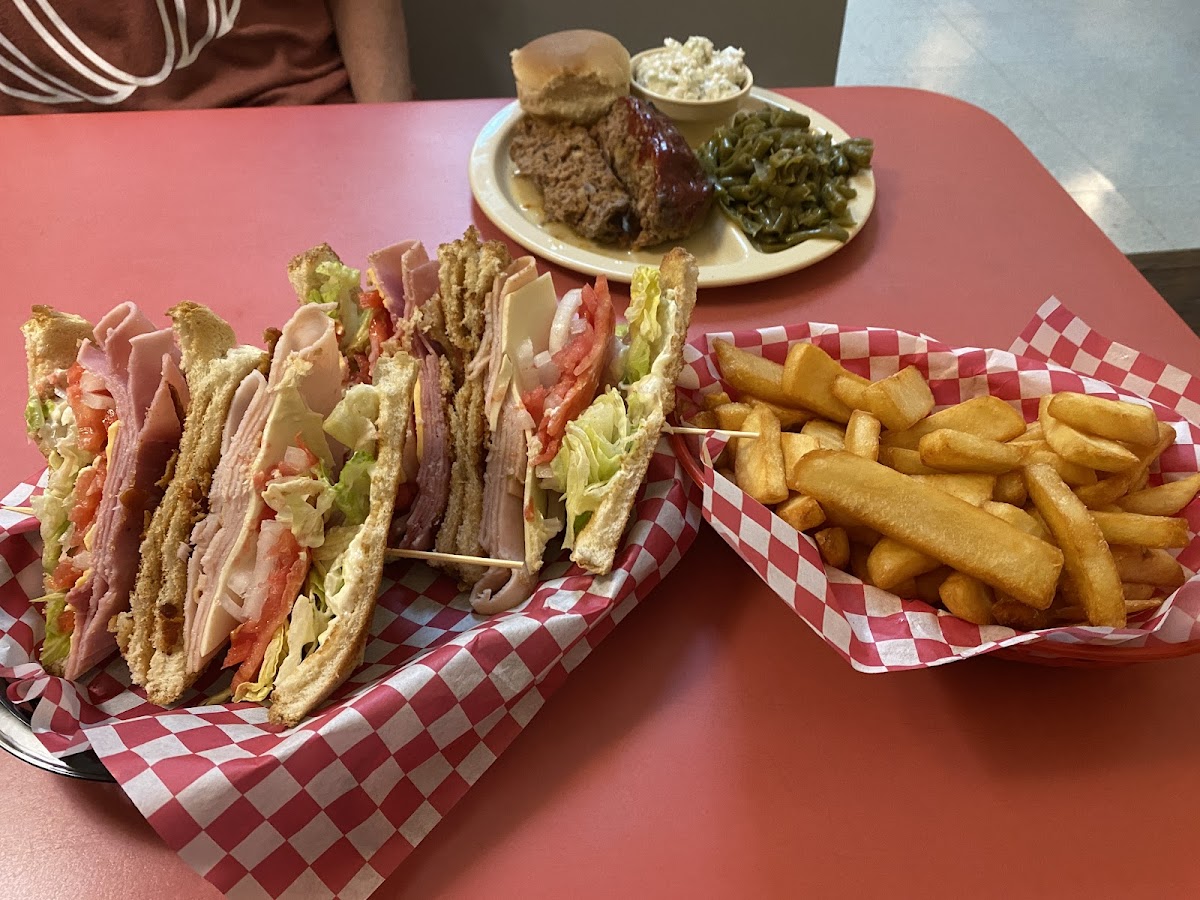 Stretch's Cafe Photo 3