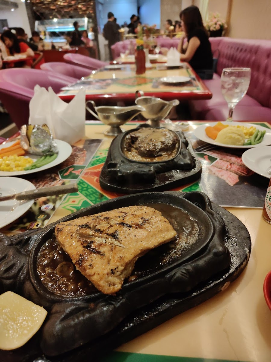 Gandy Steak House Photo 5