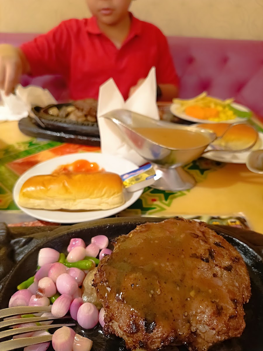 Gandy Steak House Photo 8