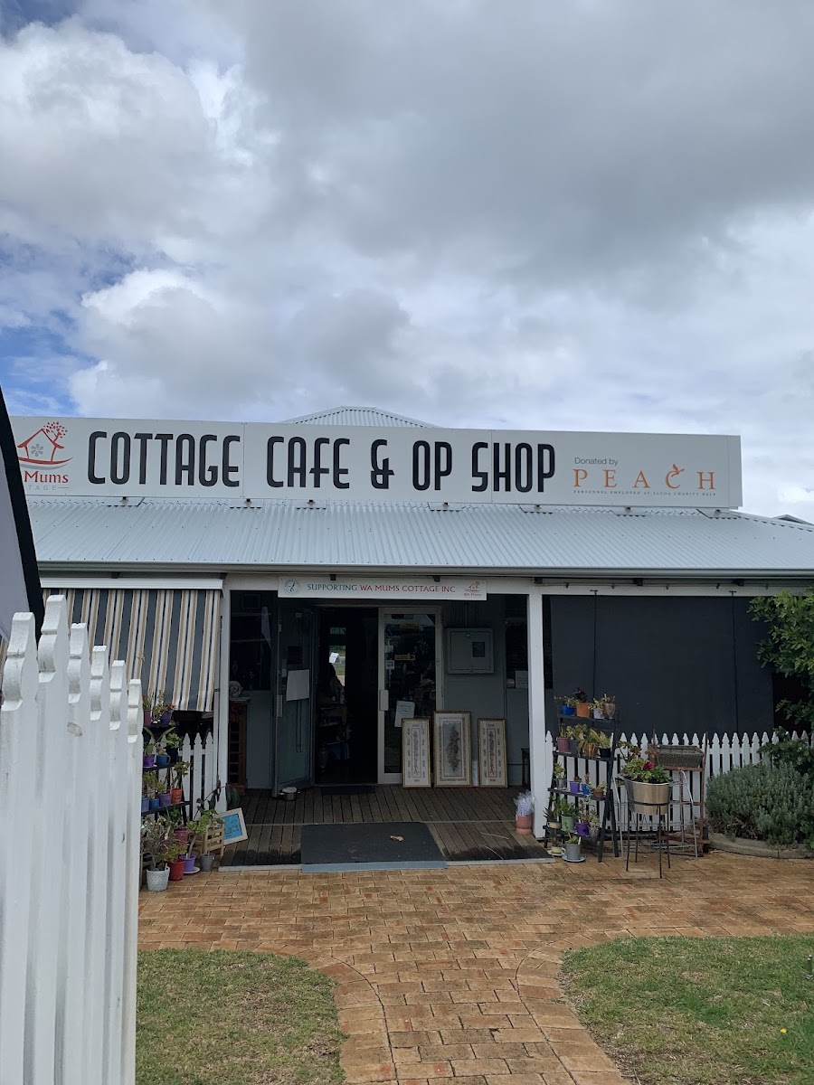 WA Mums Cottage & Cafe Opp shop Photo 3