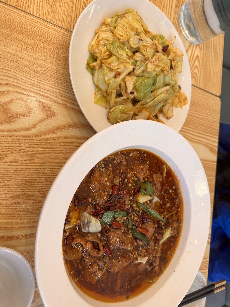 No.8 Noodle Bar 绽放.中餐馆 Photo 4
