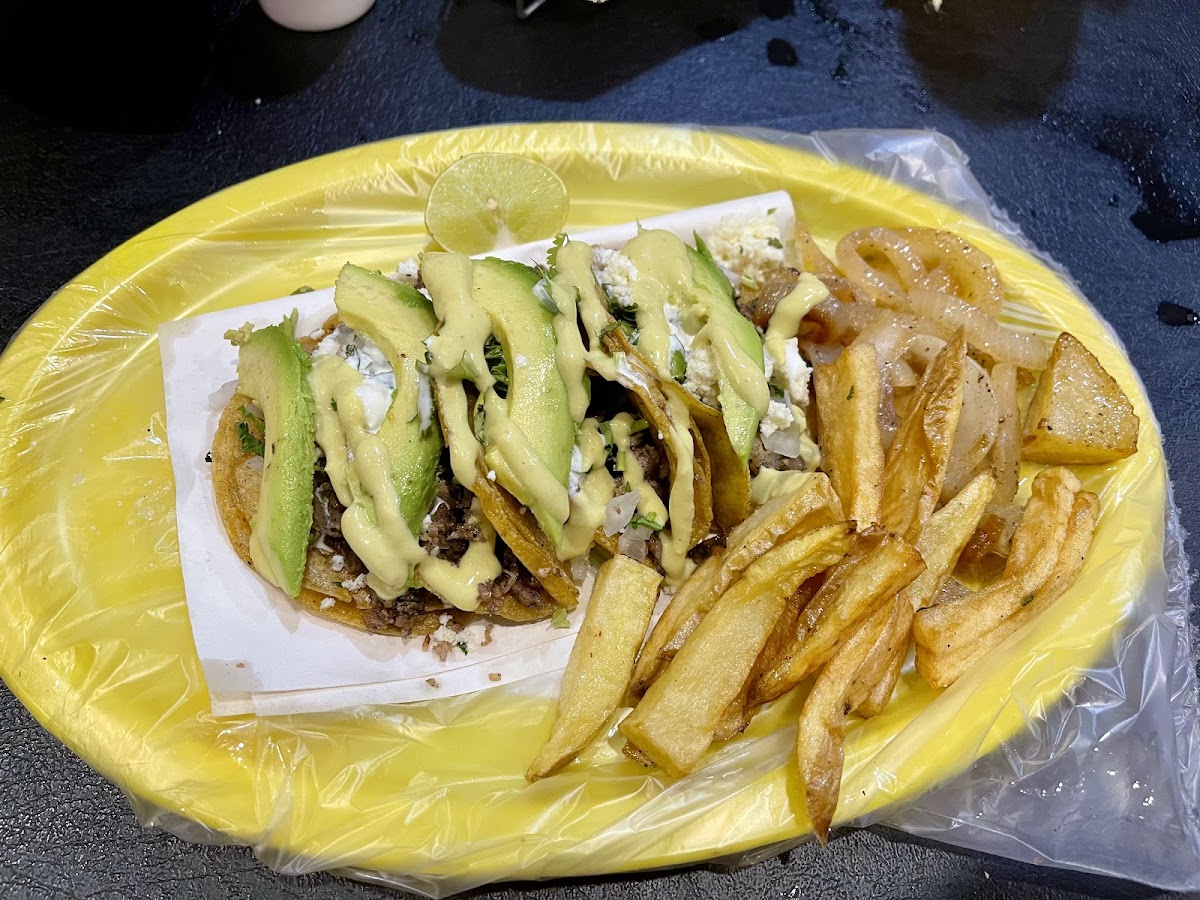 Taqueria universidad Photo 5