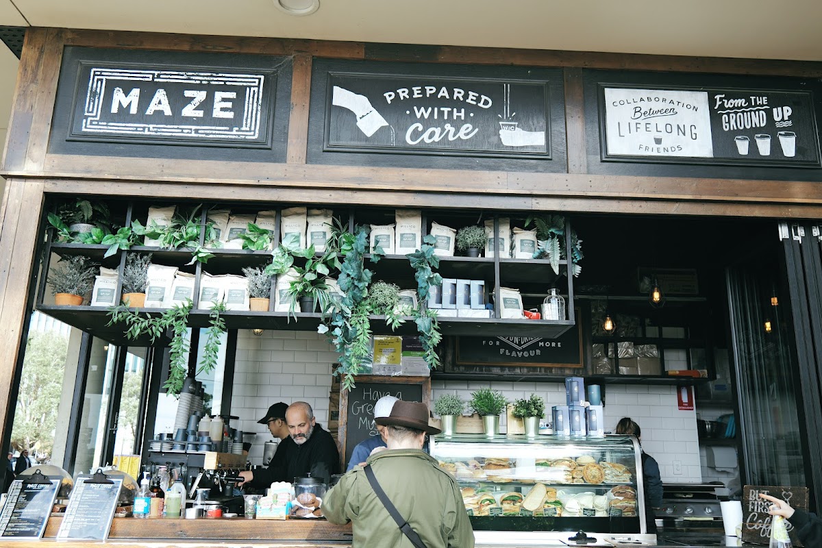 MAZE Coffee & Food