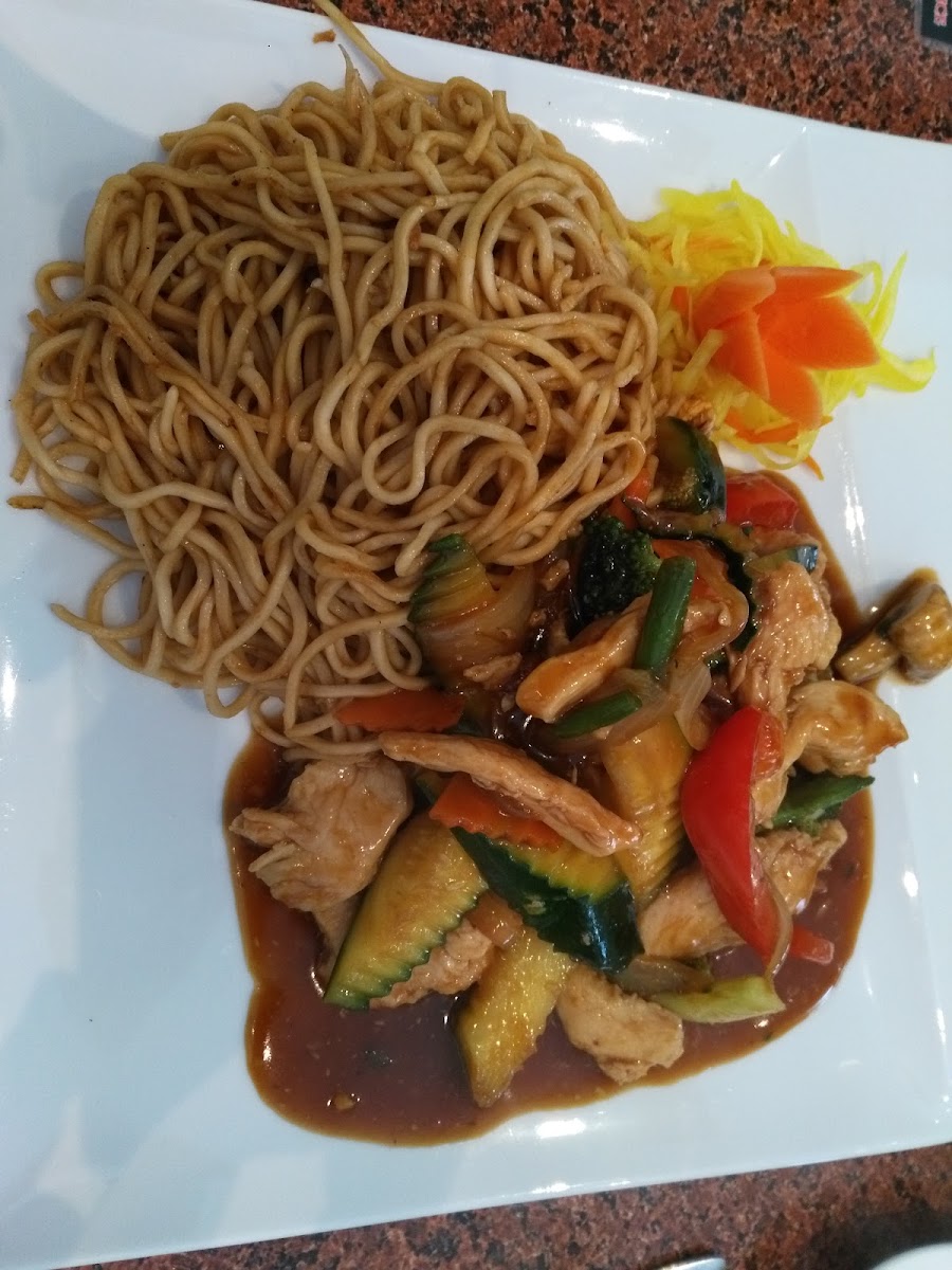 Asia Haus Bottrop Thai Wok & Sushi Photo 9