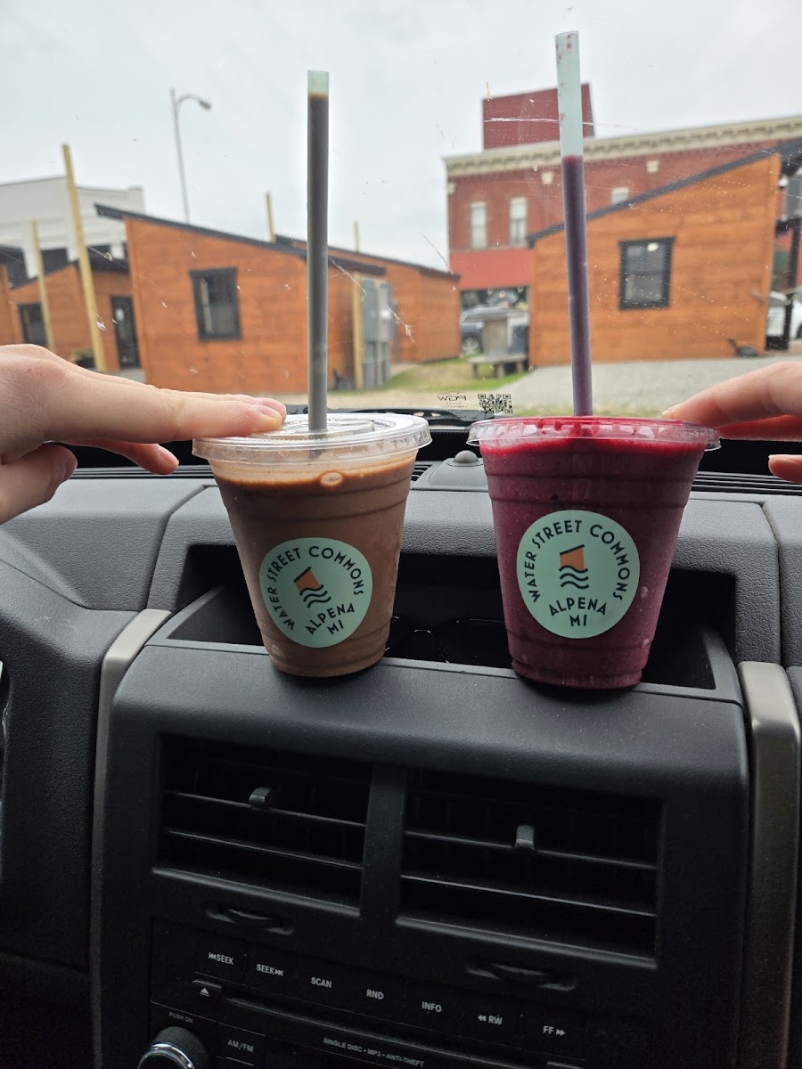 Blu Blends Smoothies & Acai Alpena Photo 5