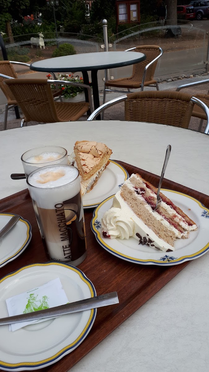 Das Brunnen-Café Photo 9