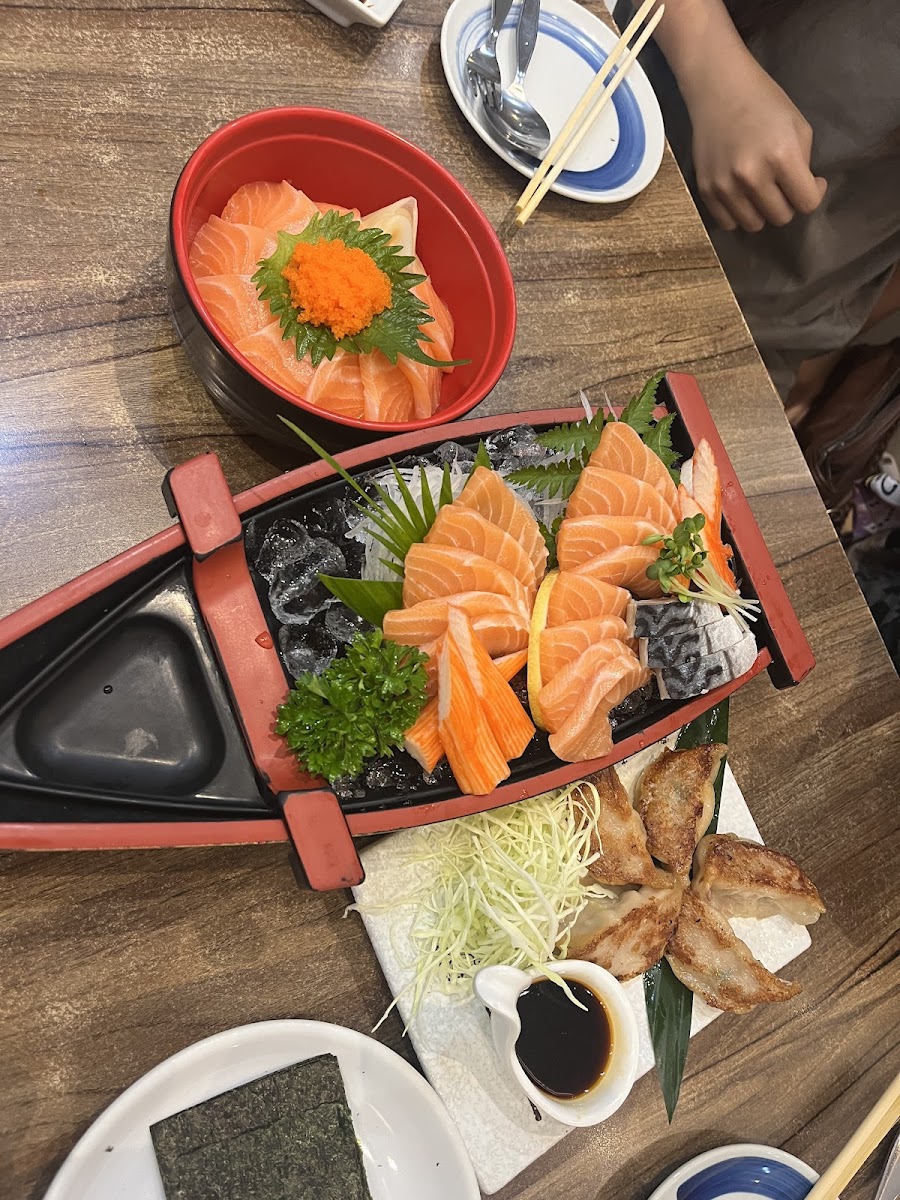 Kin Donburi cafe (central Mahachai) Photo 5