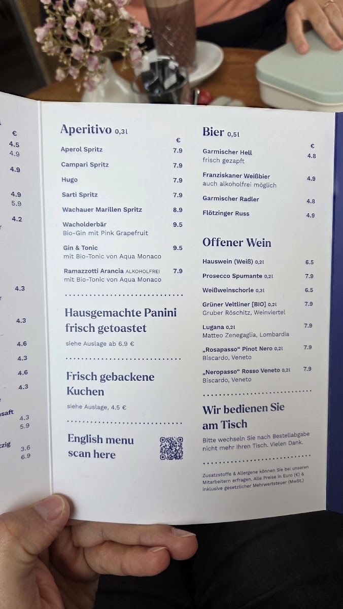 LOUIS - CAFE & TAGESBAR Photo Menu 2