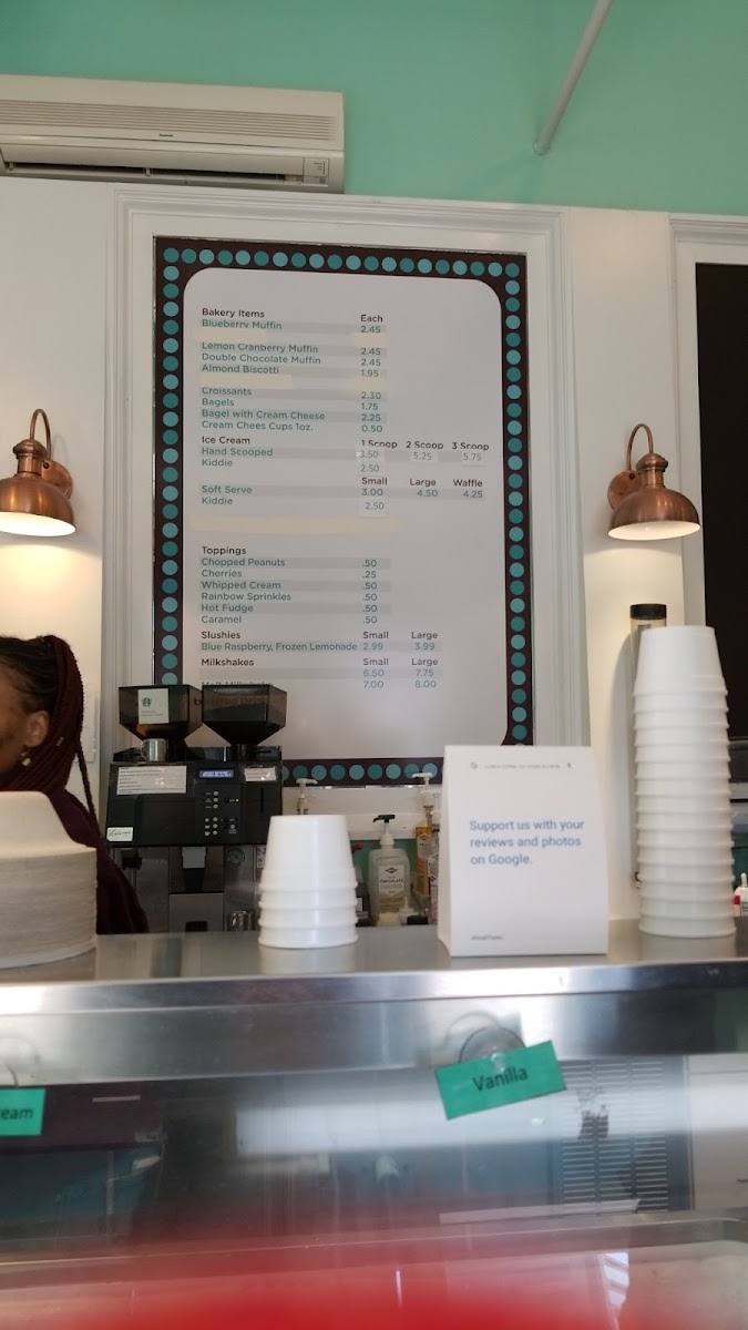 Luckys Coffee, Ice Cream & Candy Photo Menu 10