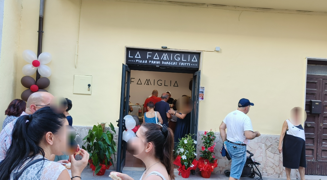 La Famiglia Photo 3