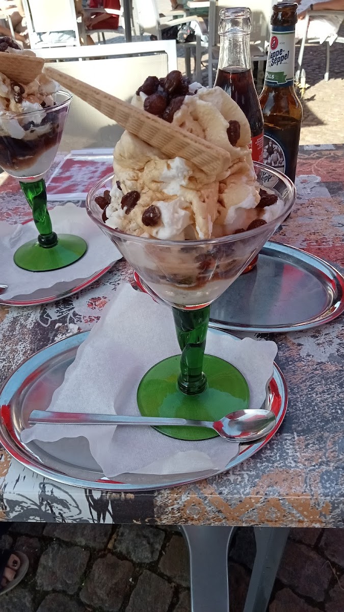 Eiscafé am Markt Photo 10