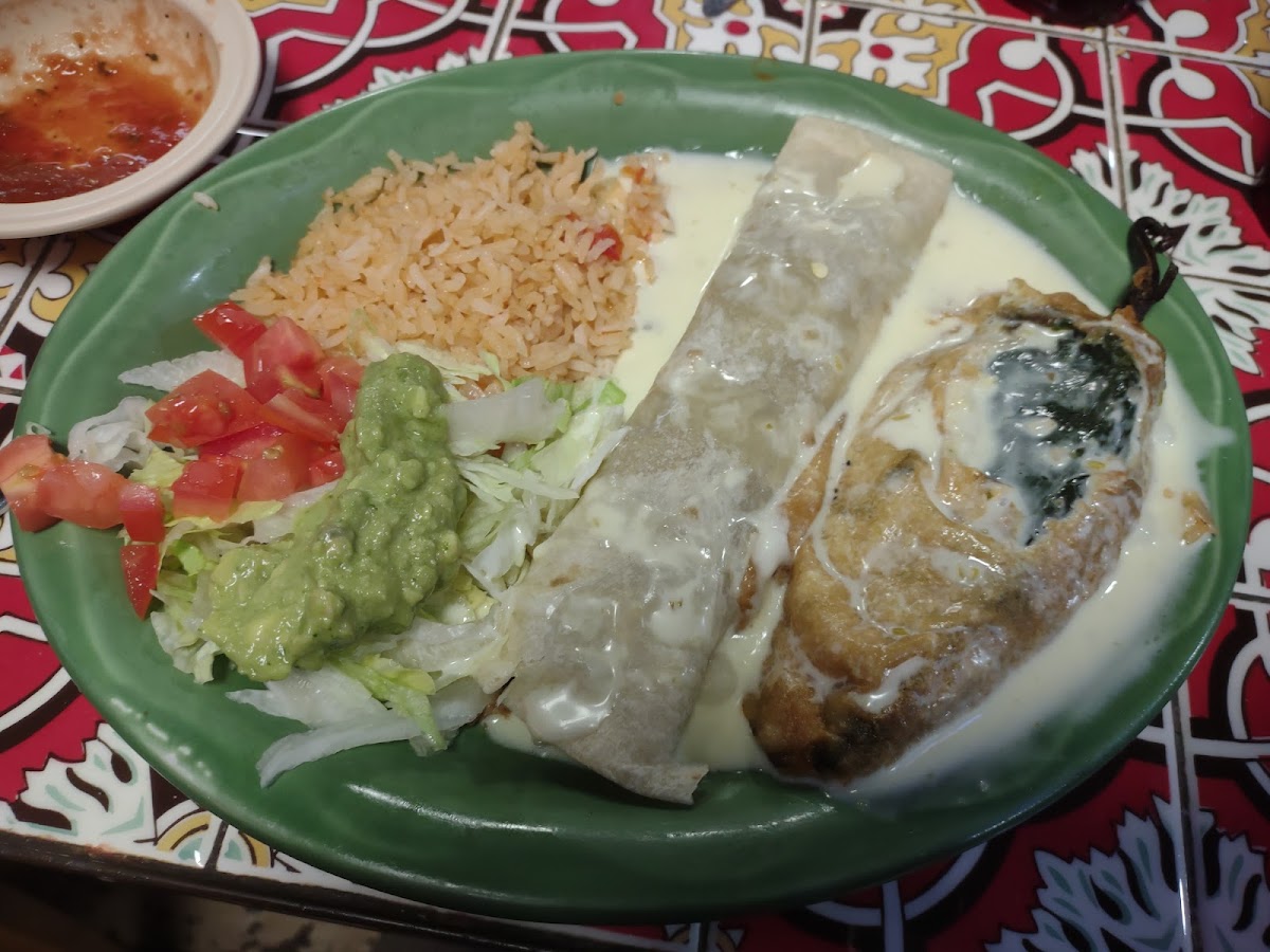 La Carreta Mexican Restaurant Photo 8