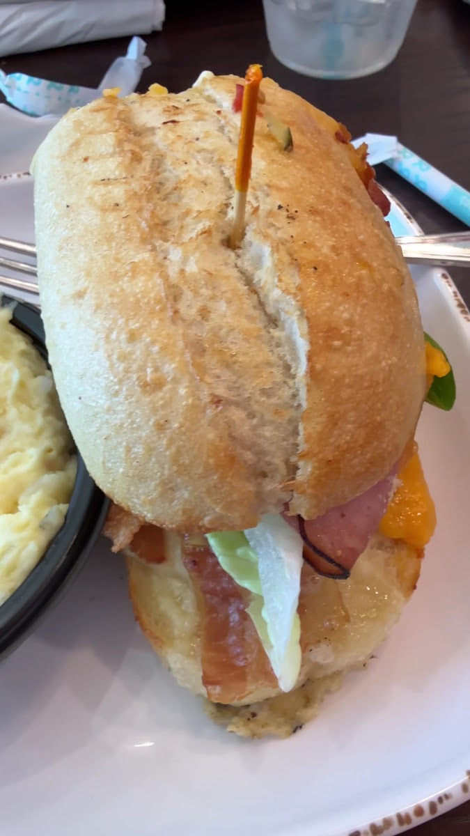Newk's Eatery Photo 2