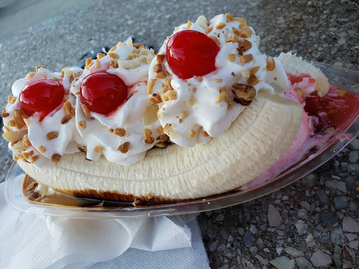 Scoops Ice Cream Photo 5