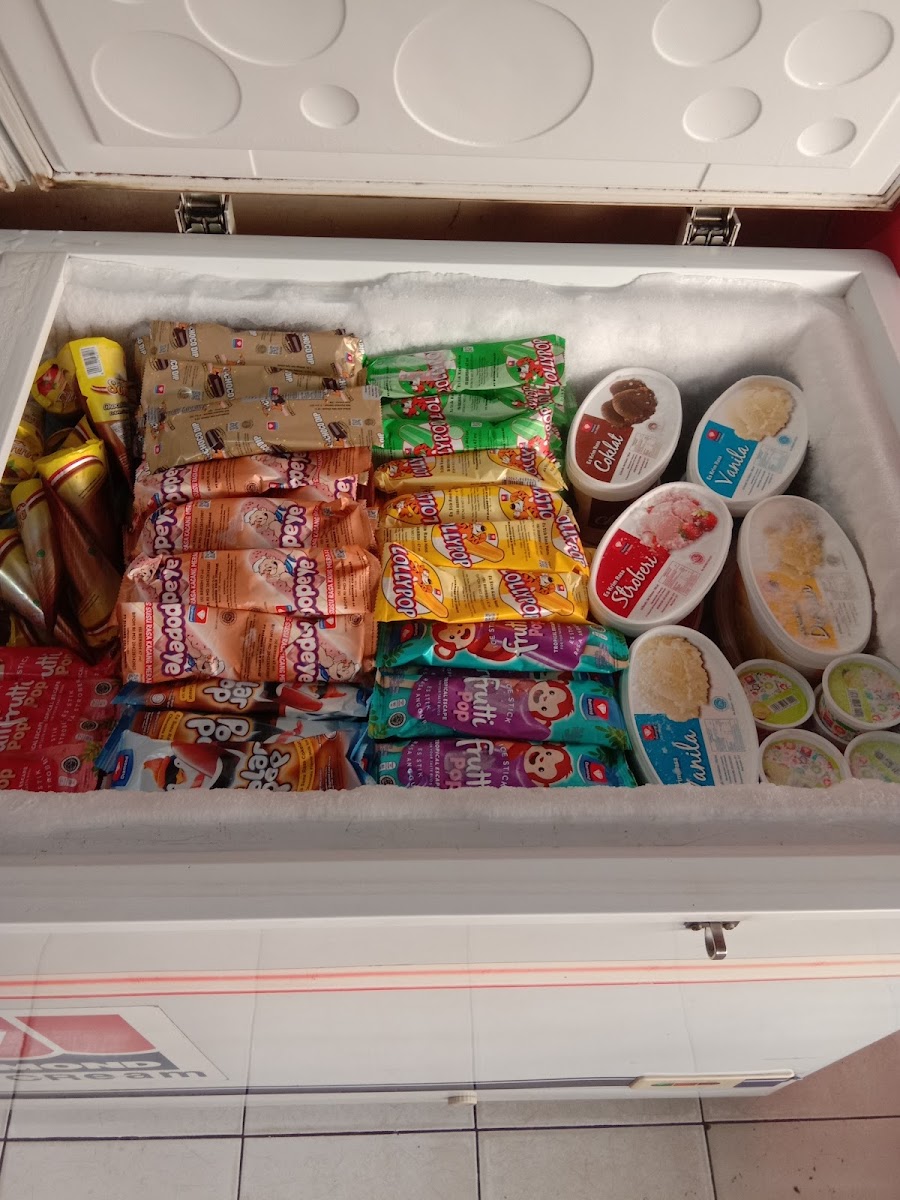 ICE CREAM DIAMOND Photo 10