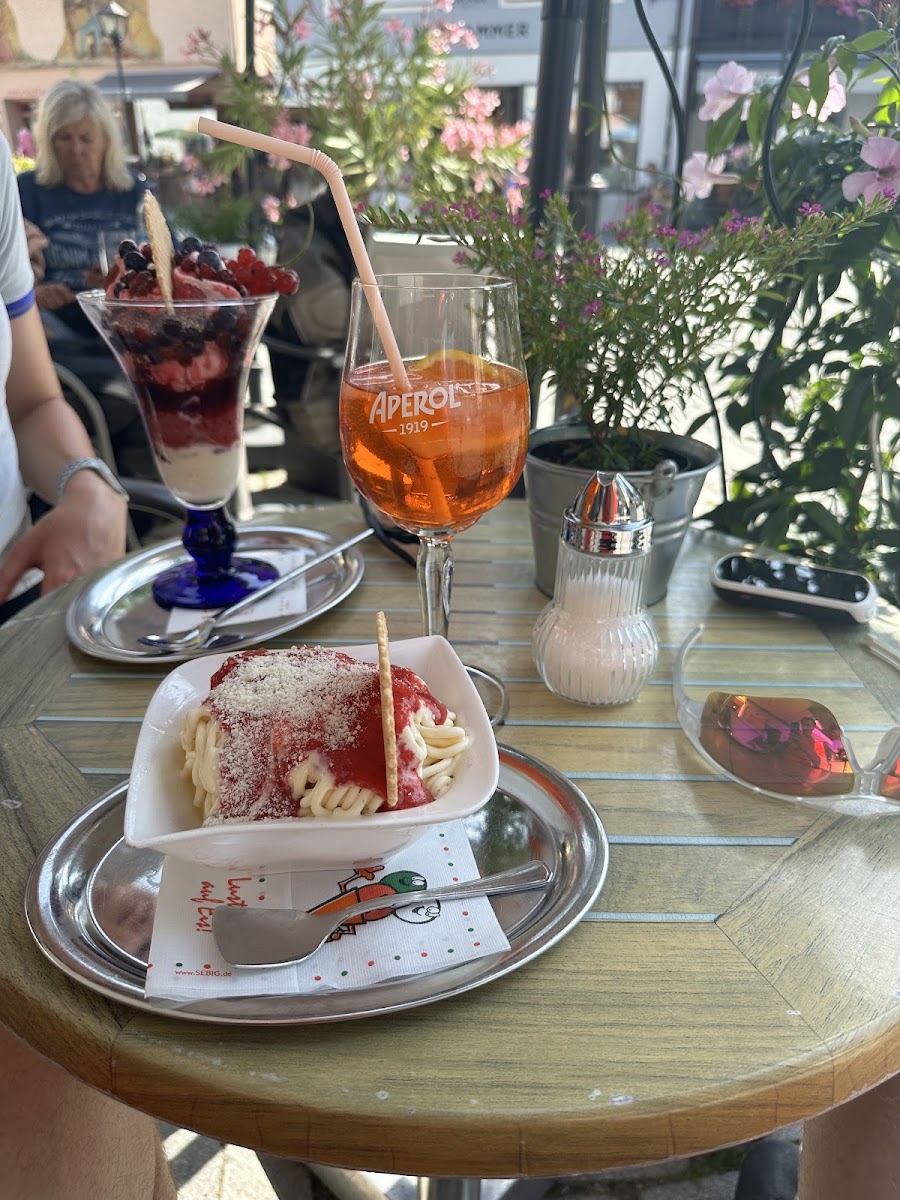 Eiscafé Dolomiti Photo 3