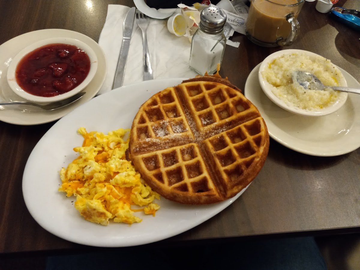 Maria's Family Restaurant Photo 5