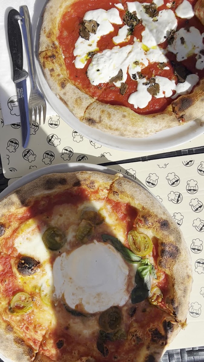Mister Pizza Photo 2