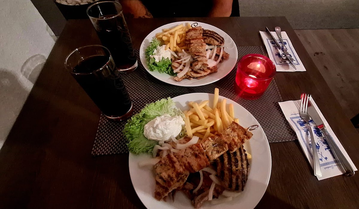 Mykonos Restaurant Photo 2