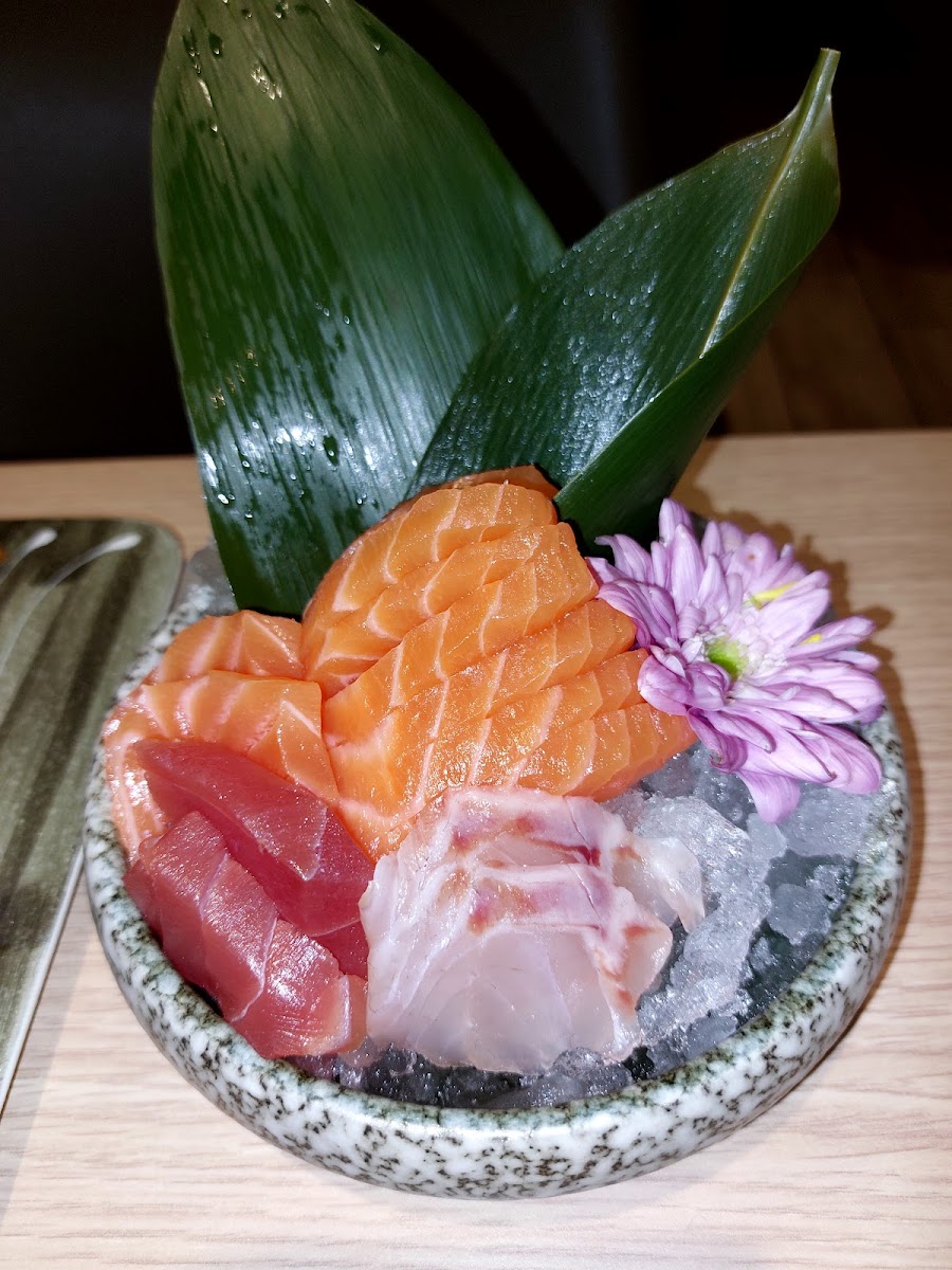 Sushi House Photo 6