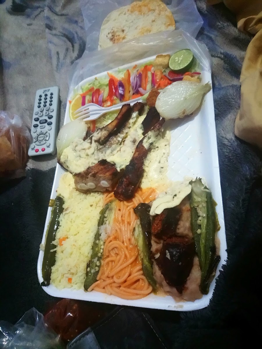 Pollo Feliz Photo 6