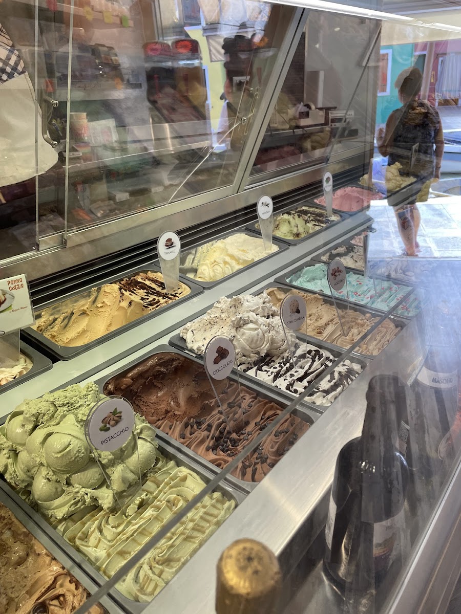 SU e ZO Gelateria Pasticceria