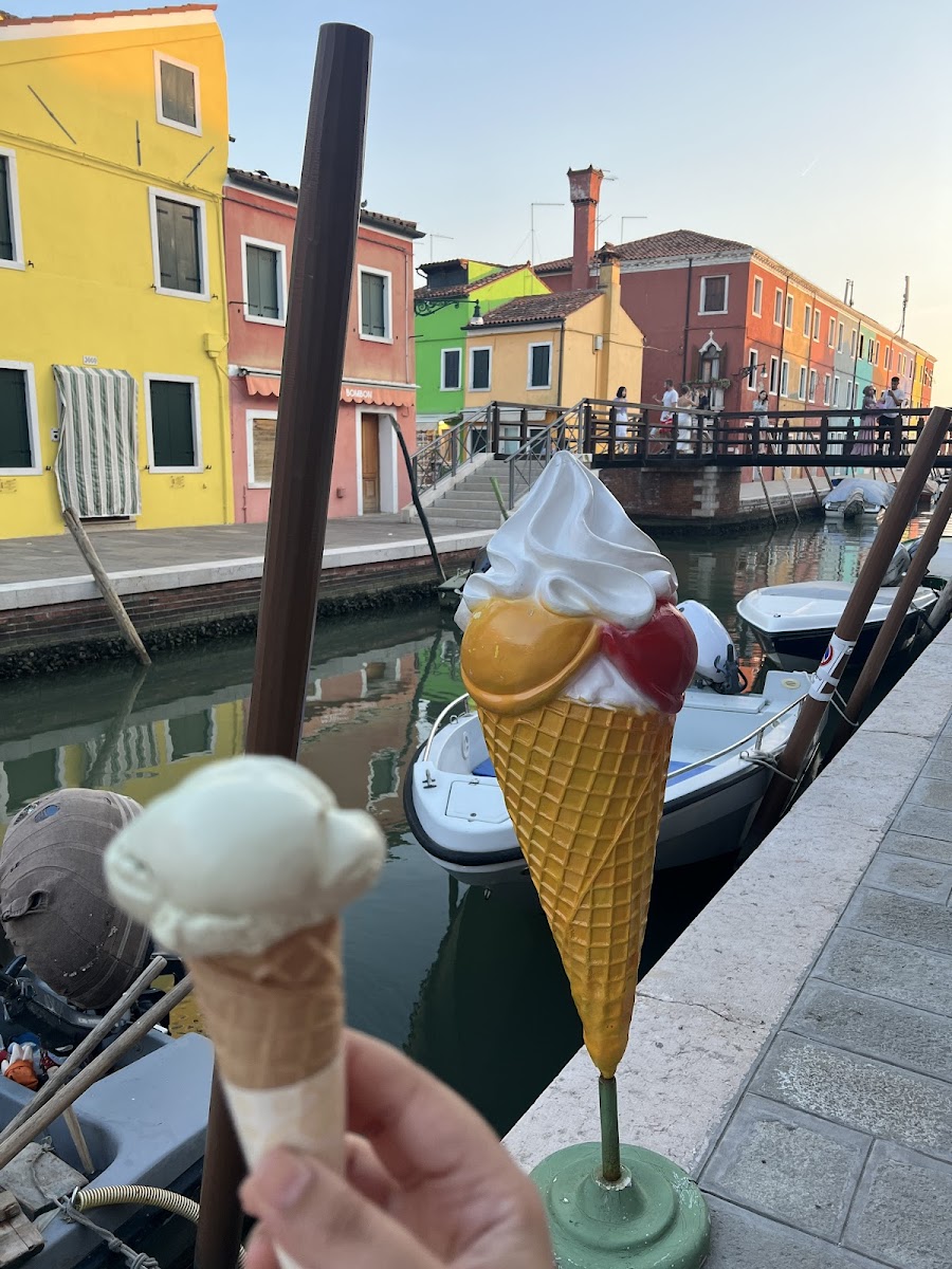 SU e ZO Gelateria Pasticceria Photo 8