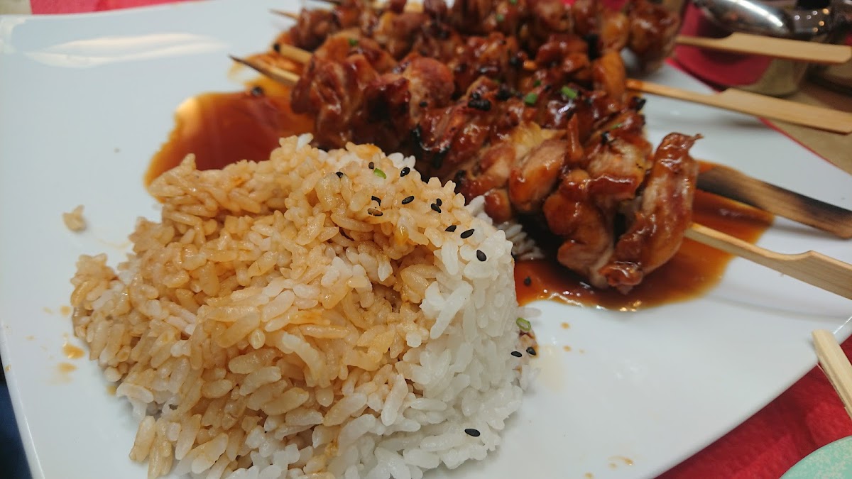 Sushi Train Photo 10
