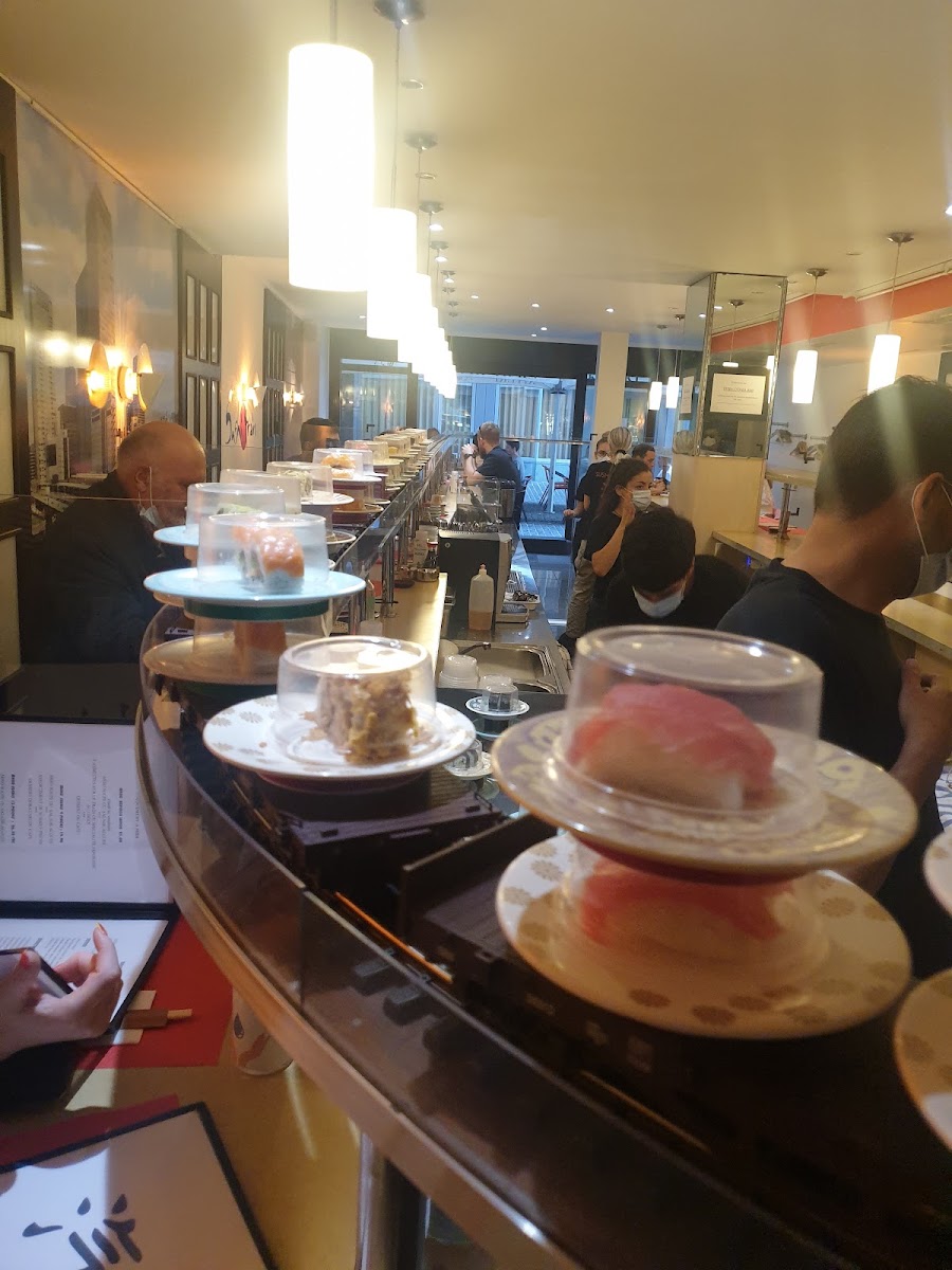 Sushi Train Photo 7