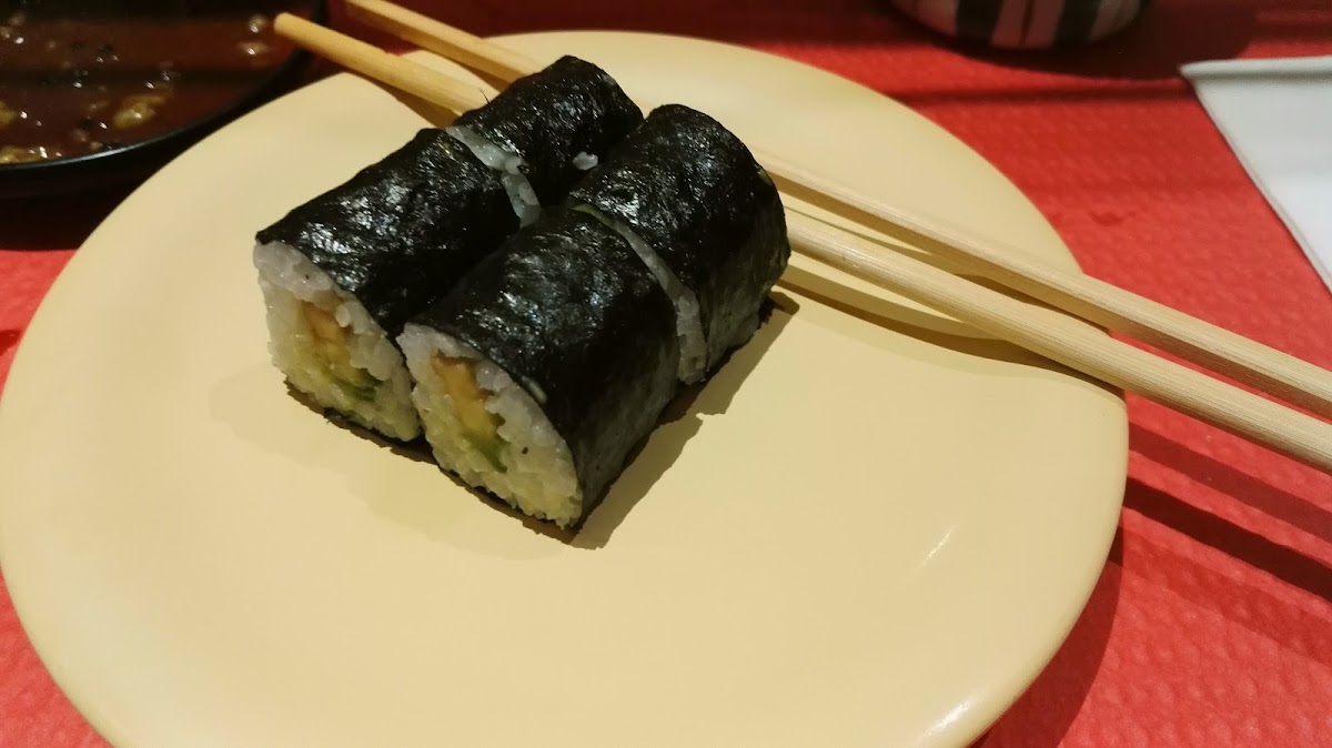 Sushi Train Photo 8