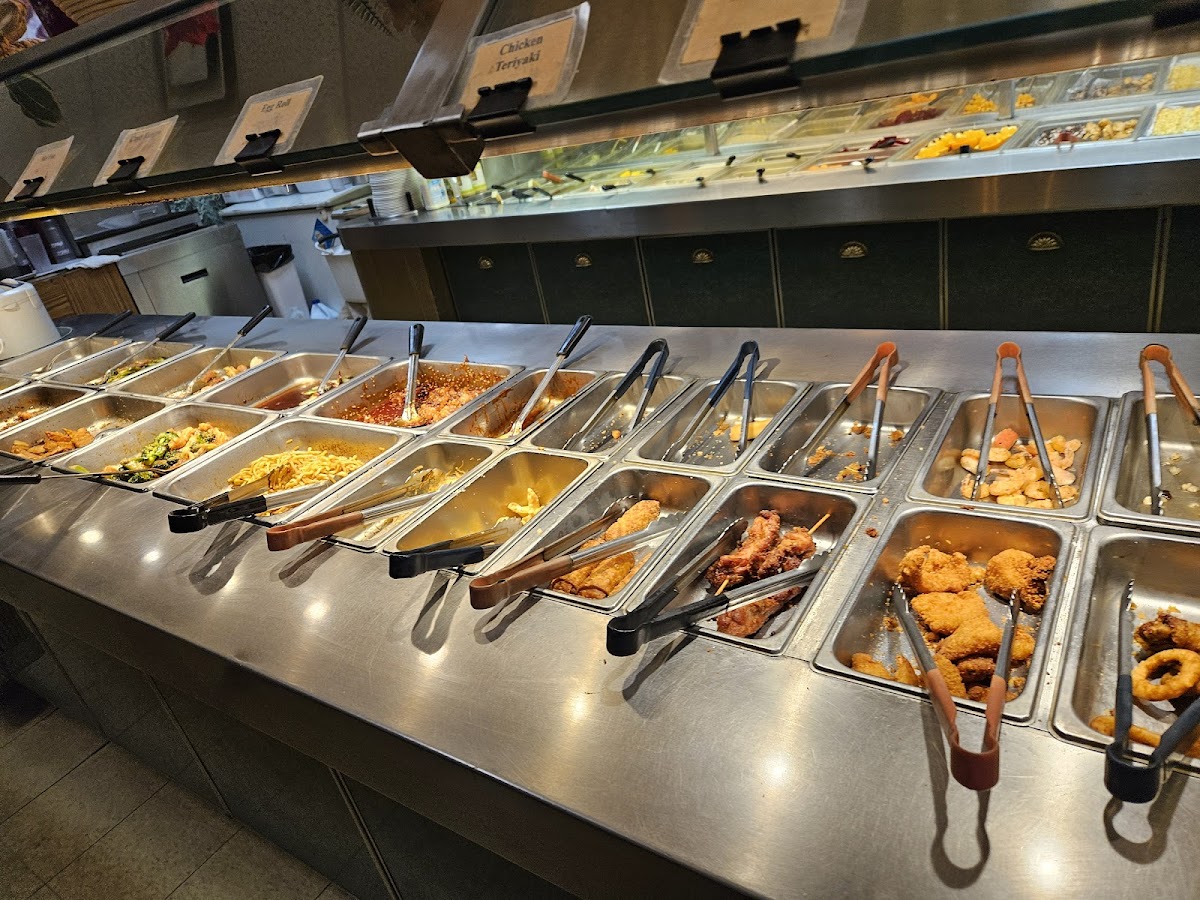 King Buffet Photo 3