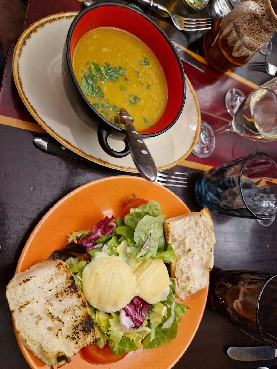 La Petite Auberge Photo 8