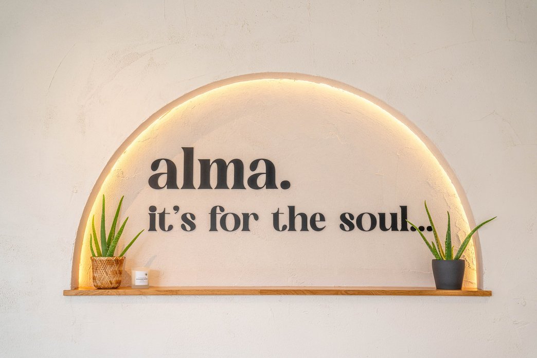 Alma. Photo 10