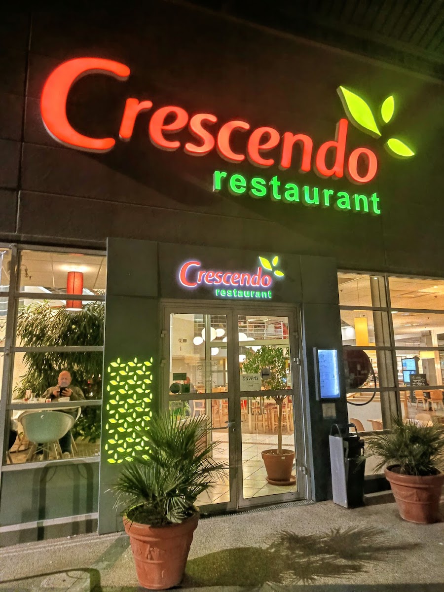 Crescendo Restaurant
