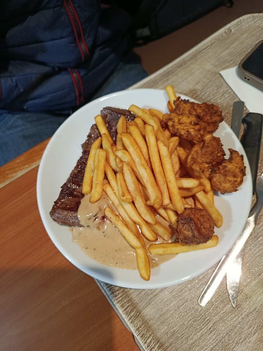 Crescendo Restaurant Photo 4