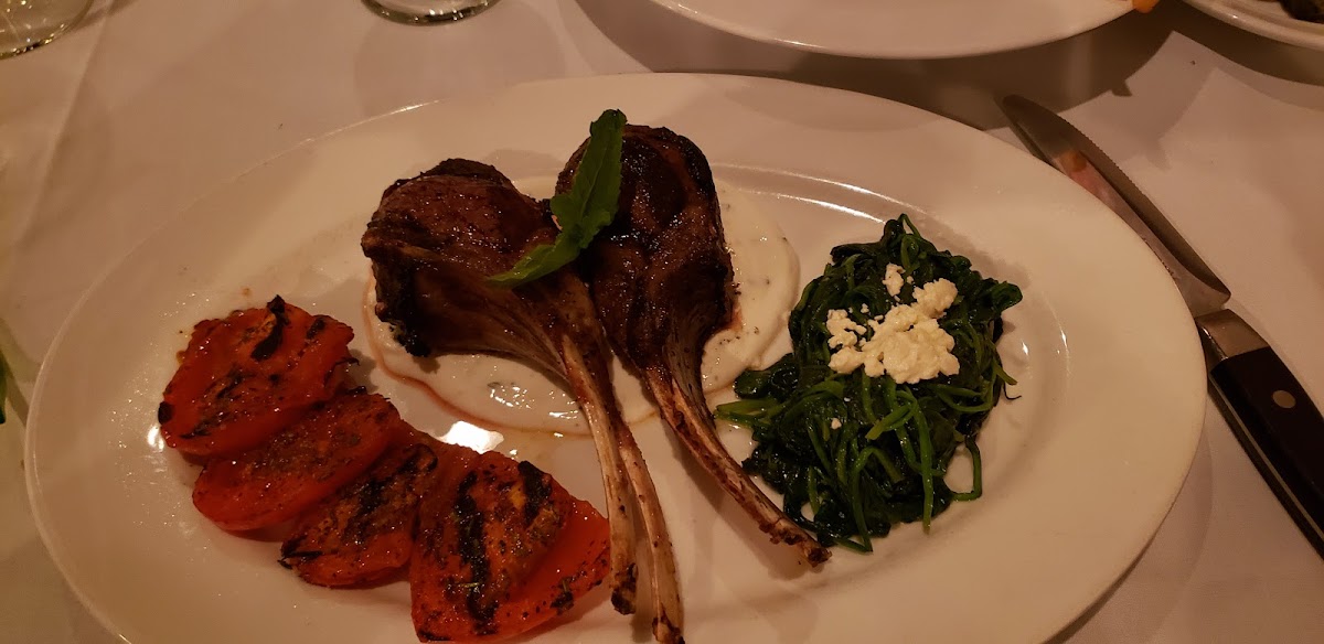 City Grill Photo 10