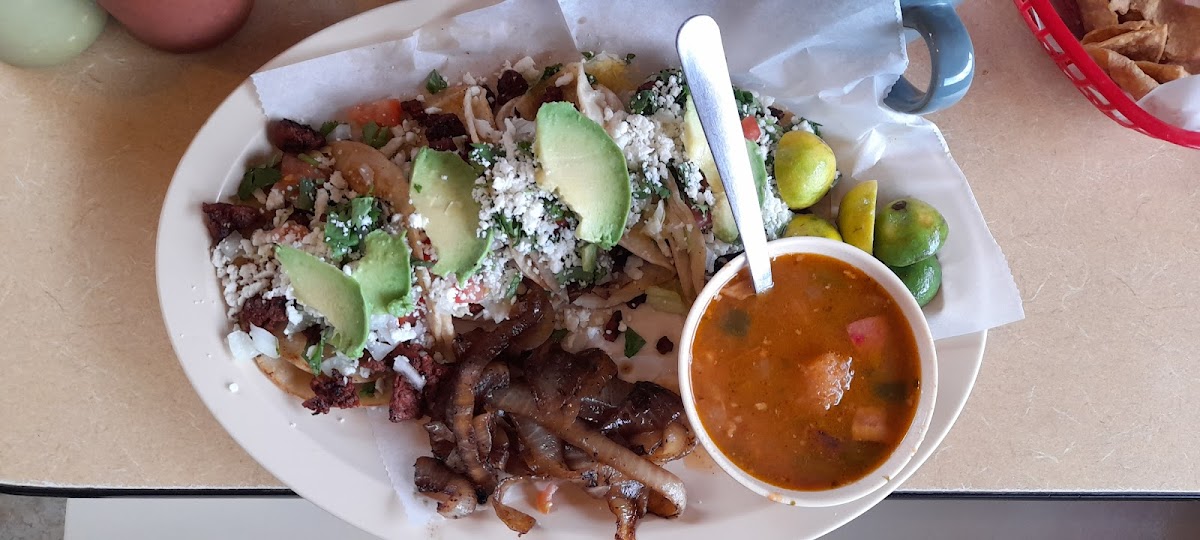 Taqueria López Photo 10