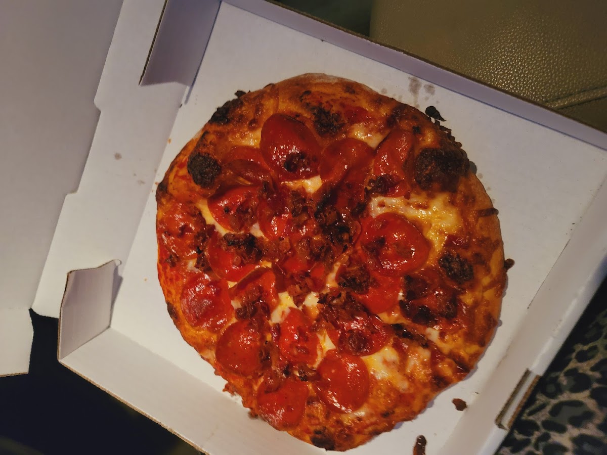 Main Street Pizza Photo 3