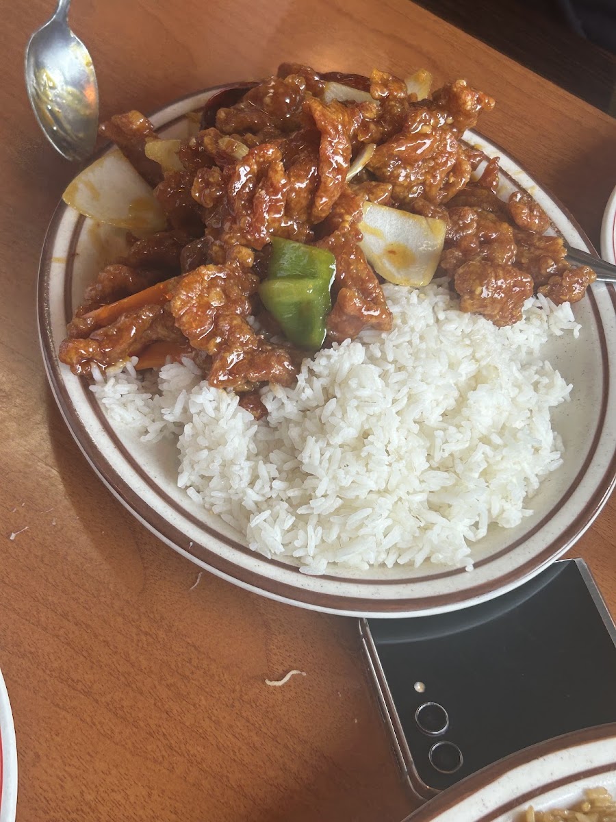 Hong Kong Restaurant Photo 4