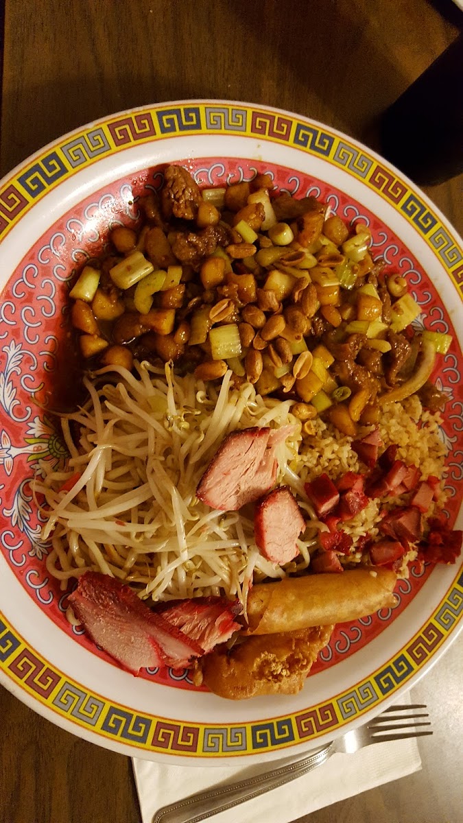 Hong Kong Restaurant Photo 5