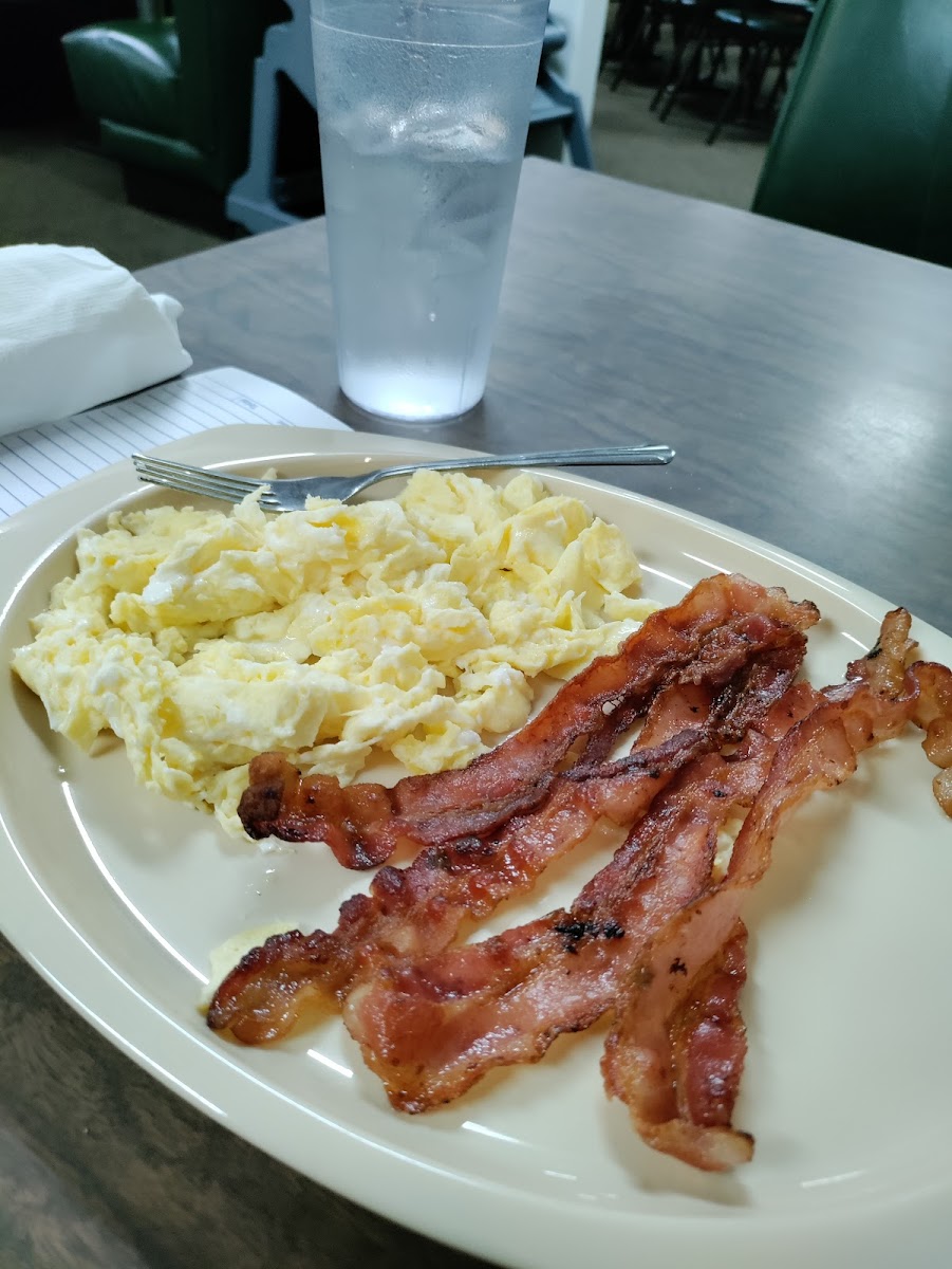 Village Inn Photo 6