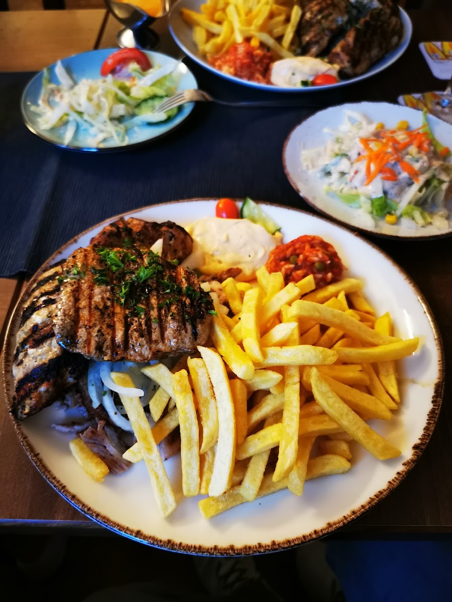 Zum Dorfkrug Photo 5