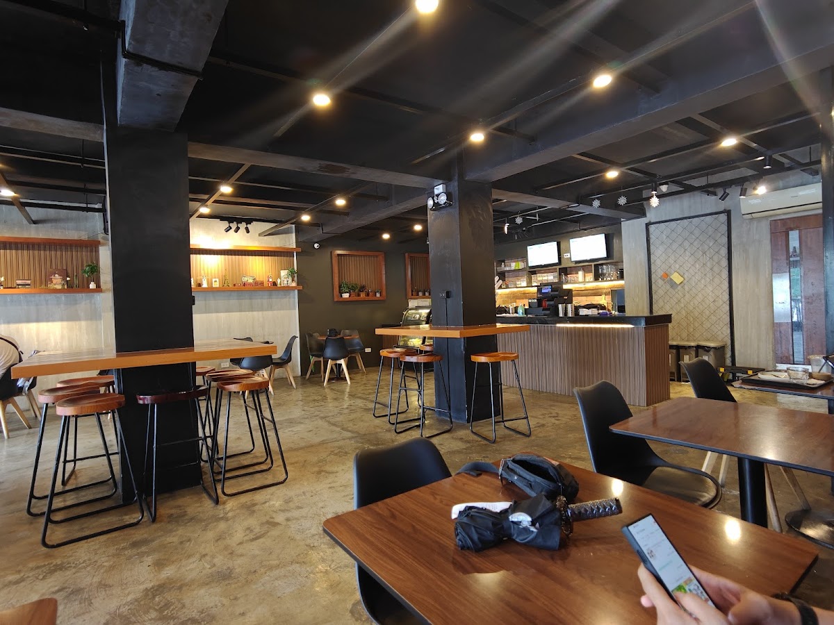 Lotus Cafe Photo 3