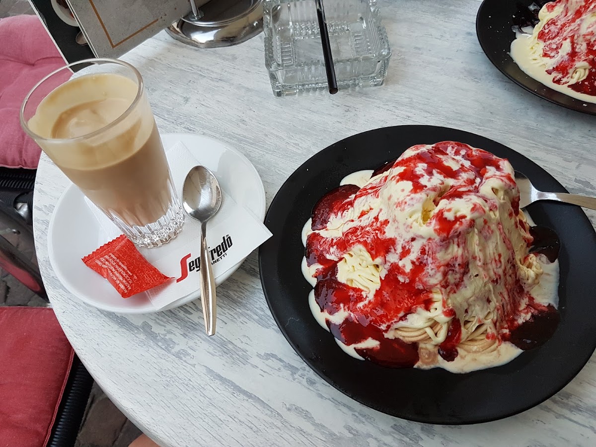 Eiscafé ROMA Photo 10