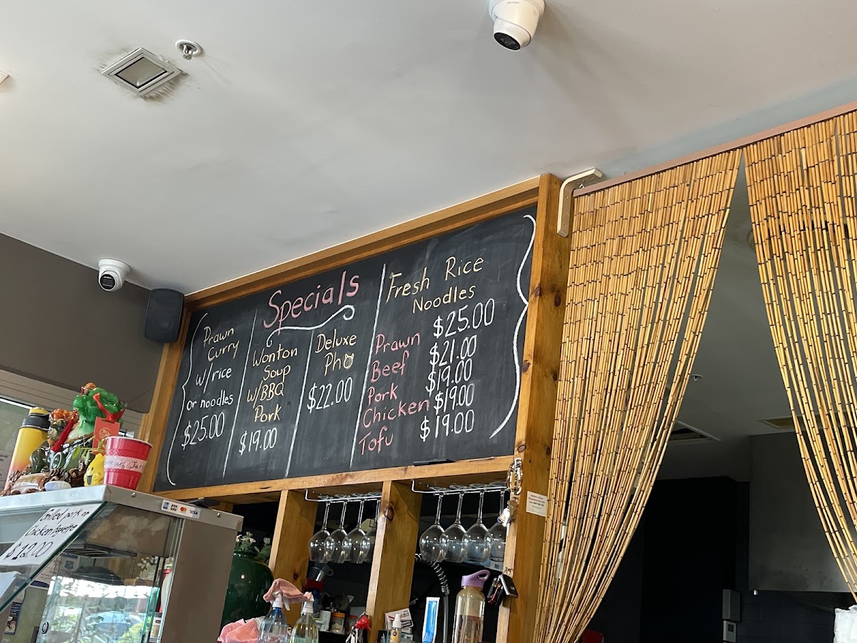 Tam's Kitchen Photo Menu 9