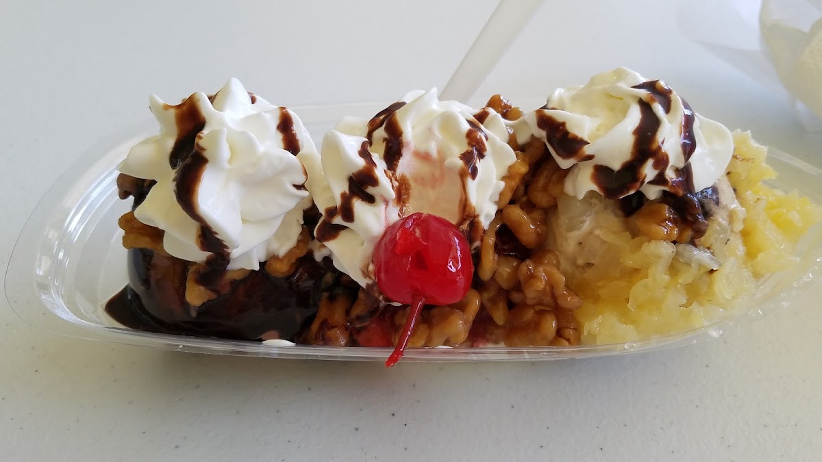 Scoops Ice Cream Photo 5